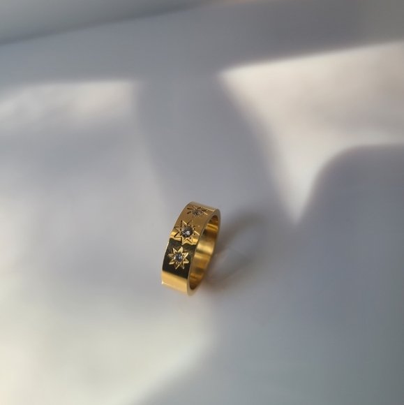 Moonshine Ring - Picture 2 of 3